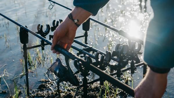 Fishing rod holder rod pod sticks